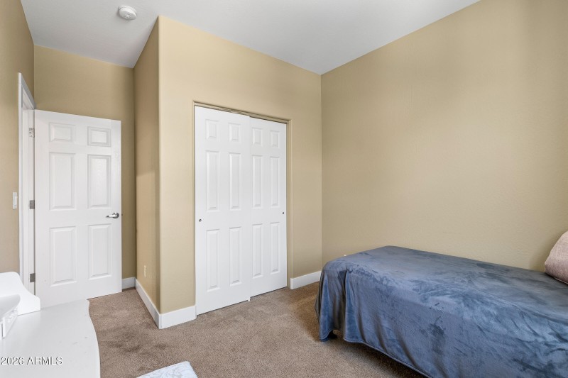 2545 W Cripple Creek Dr.-21