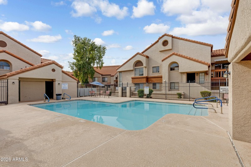 818 S Westwood #234-23