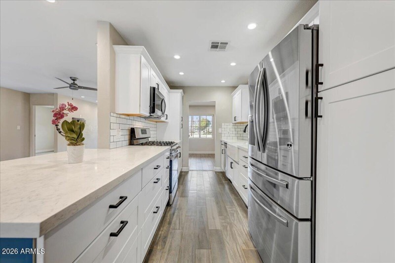 07-Kitchen Detail