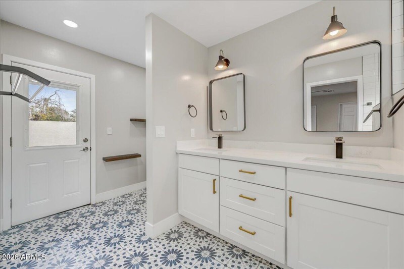 11-Primary Bath