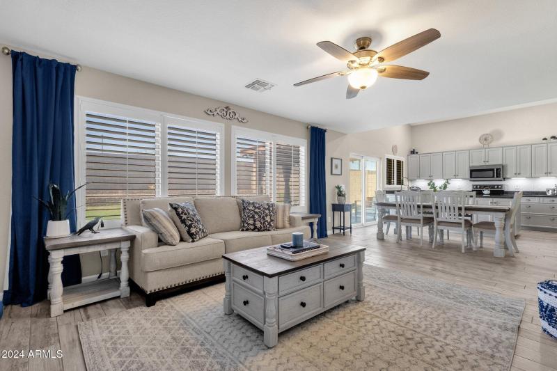 11-web-or-mls-18110-n-skyhawk-dr