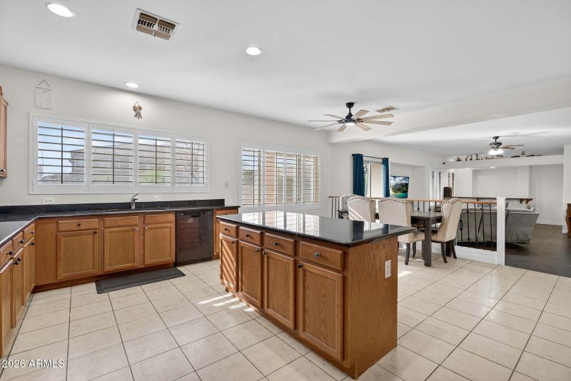 14-web-or-mls-25-E Solina Cir