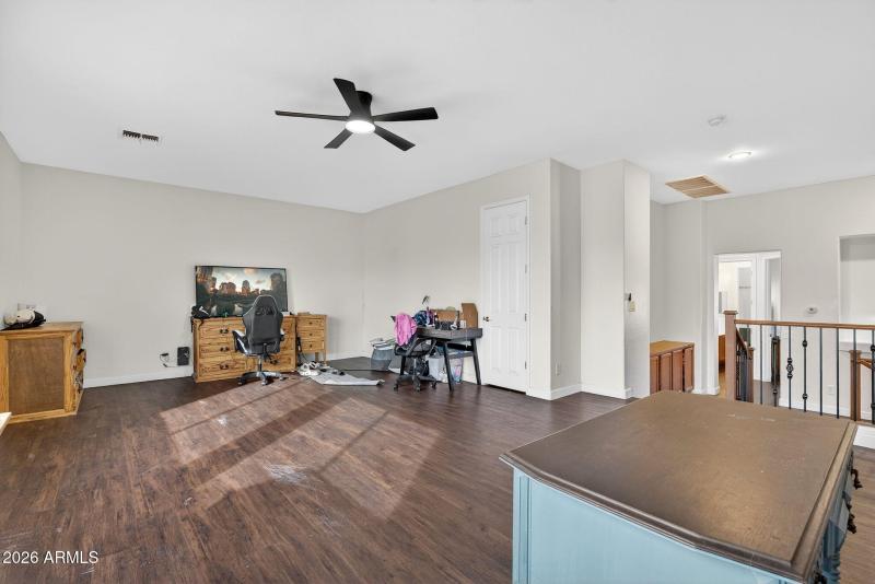 22-web-or-mls-13-E Solina Cir