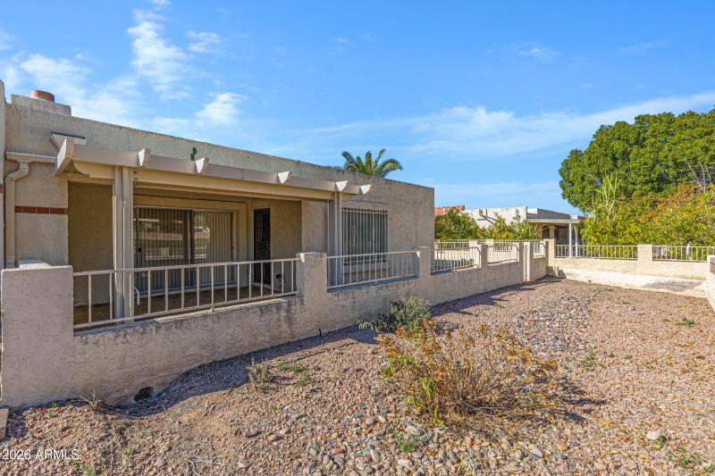 2647 N Olympic Cir-30