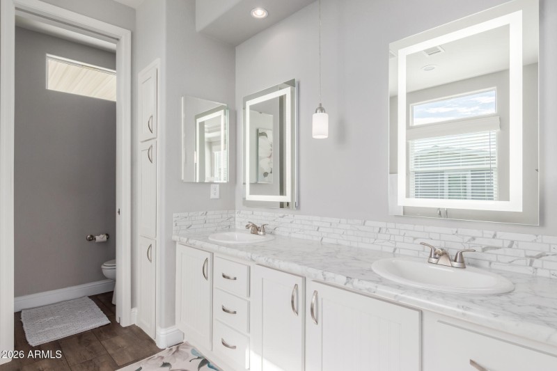 3301 S Goldfield RD 6031,