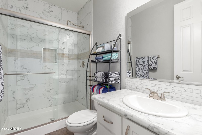 3301 S Goldfield RD 6031,