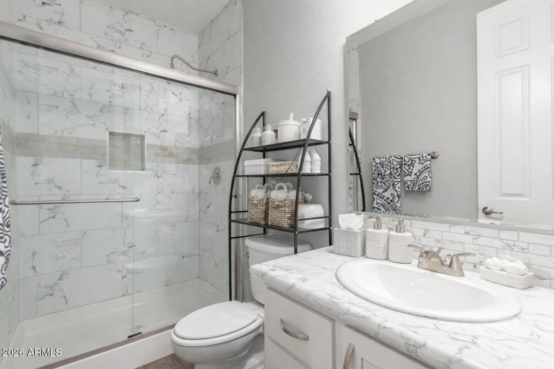 3301 S Goldfield RD 6031,