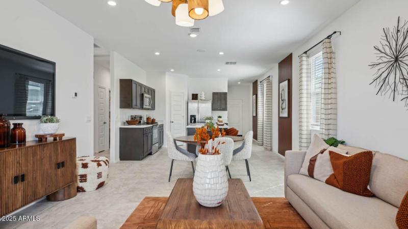 *Picture is of model. Options may vary*