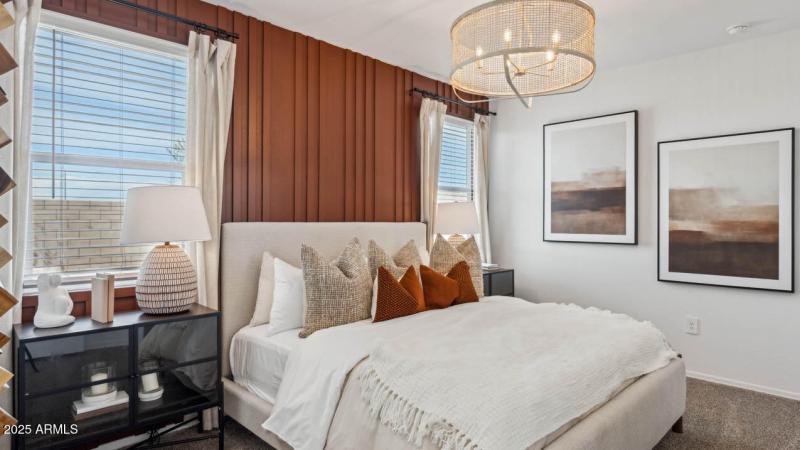 *Picture is of model. Options may vary*