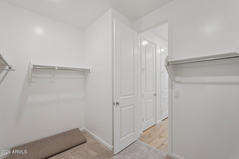 34-web-or-mls-S 95th Dr-S2201-034