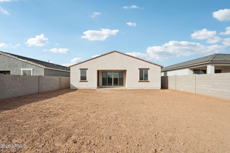 41-web-or-mls-S 95th Dr-S2201-041