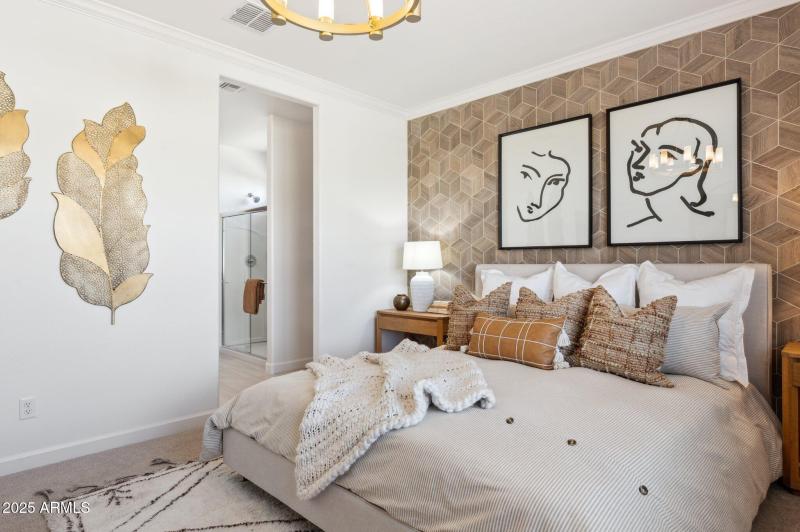 15-web-or-mls-24046-w-yavapai-st-lot-300