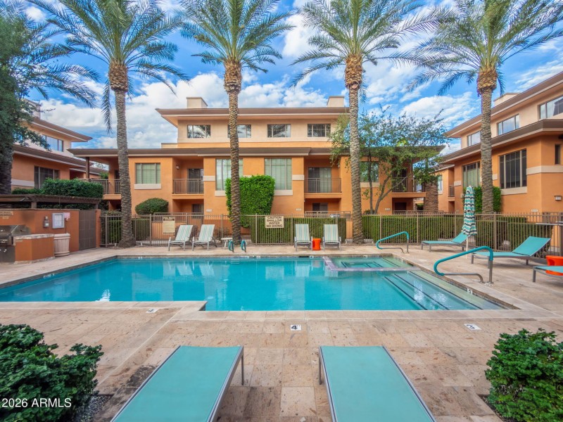 Sandalo Condo Associates - 03