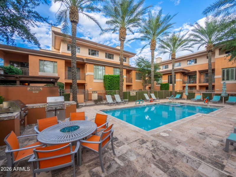 Sandalo Condo Associates - 05