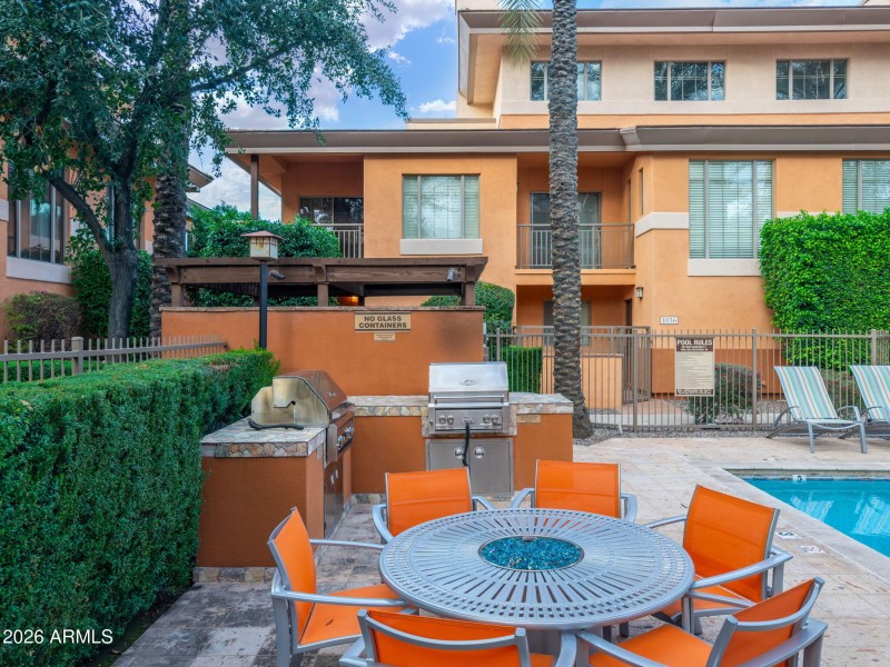 Sandalo Condo Associates - 06