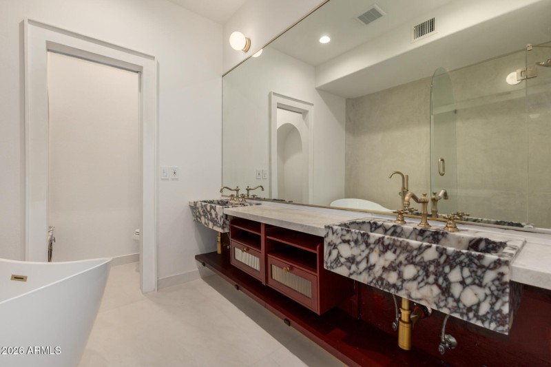 Spa-like Primary Bathroom