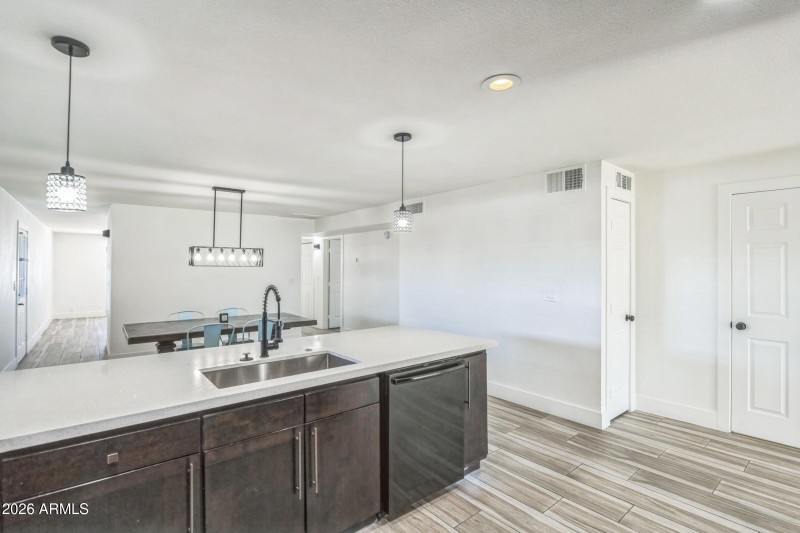 20250903010420440682000000-o