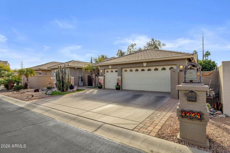 3-web-or-mls-9339-e-stoney-vista-dr