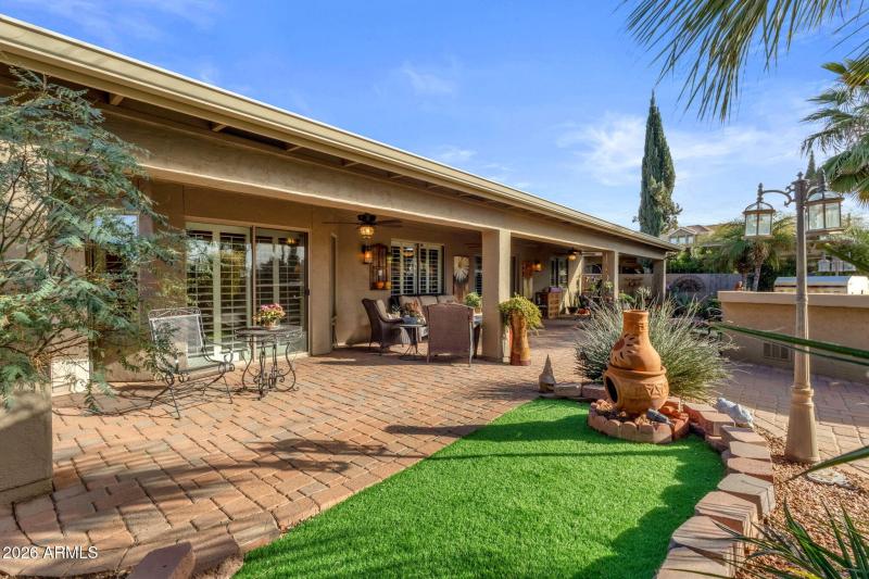 40-web-or-mls-9339-e-stoney-vista-dr