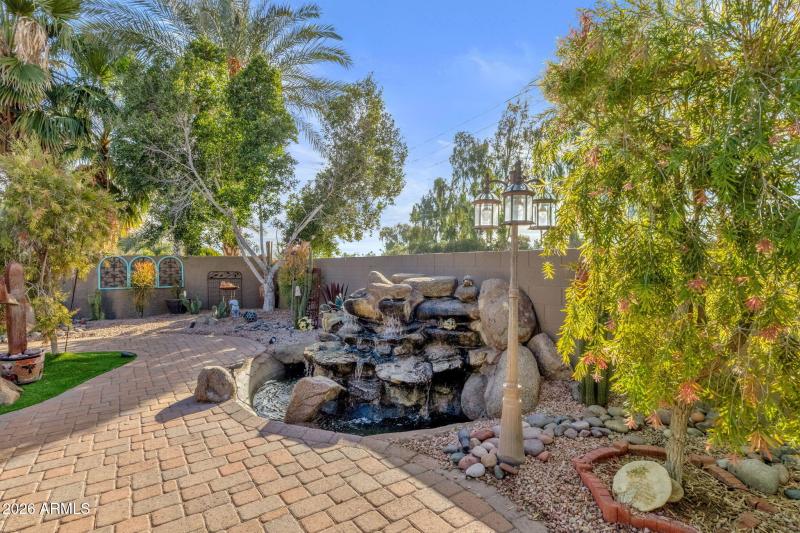 47-web-or-mls-9339-e-stoney-vista-dr