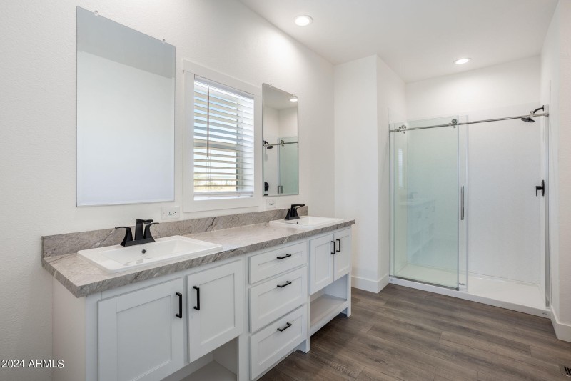 15-web-or-mls-51716-w-bitter-root-rd