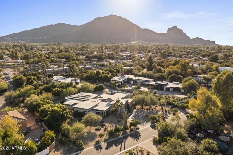 Camelback Views