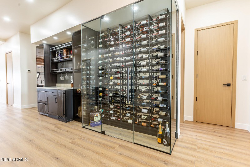 2536 E Indianola Ave-19