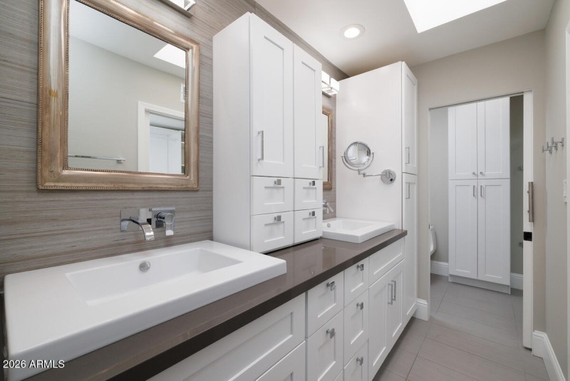 6349_N_78th_St_103_18