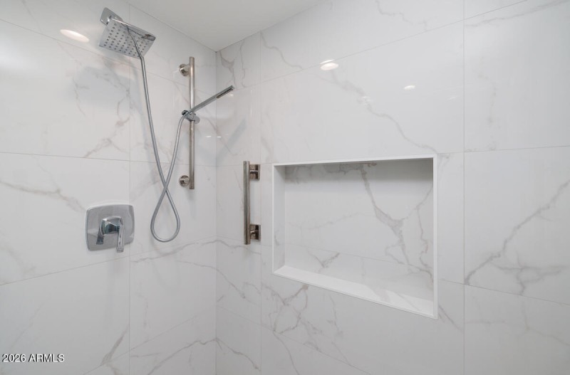 6349_N_78th_St_103_20