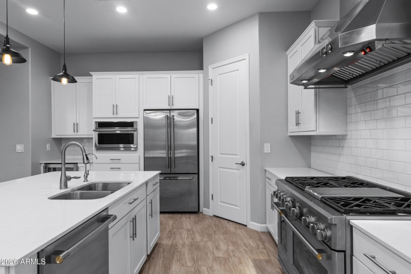 21654 Via de Arboles-11