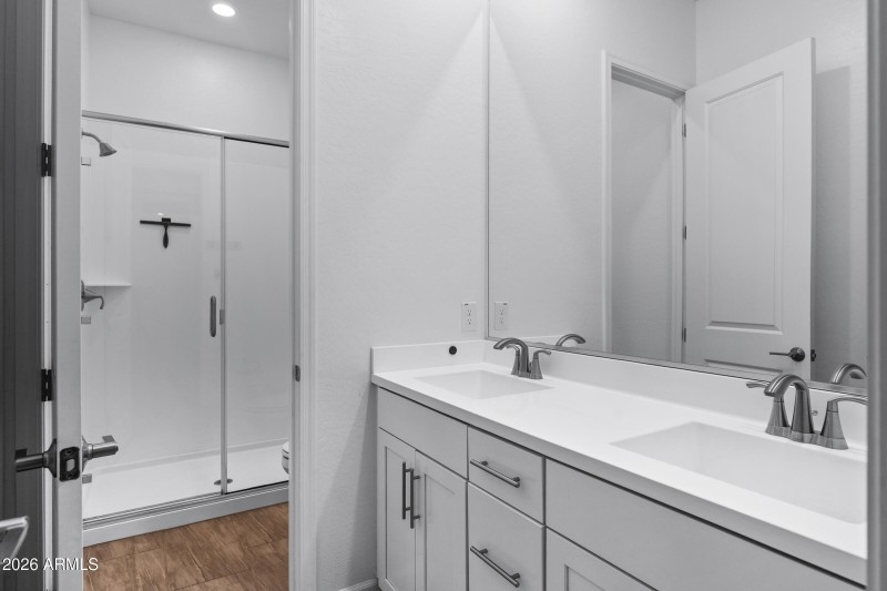 21654 Via de Arboles-23