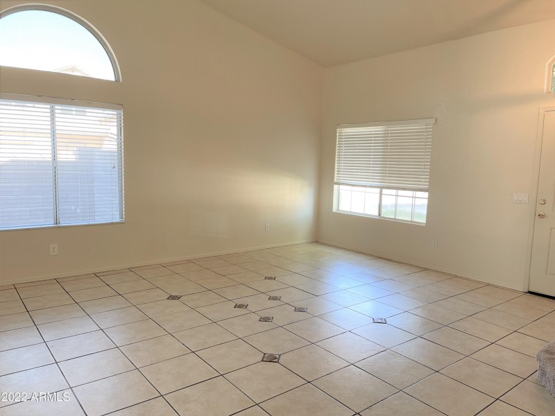 20220927_170352924_iOS (2)