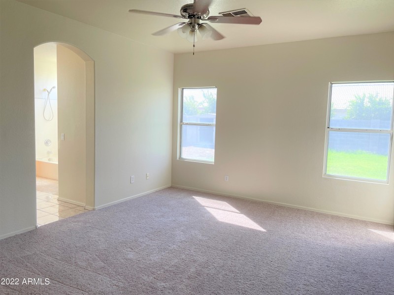 20220927_170455193_iOS (2)