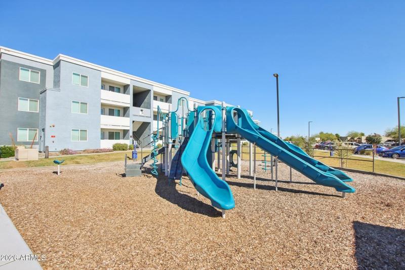 12945 W Greenway Rd h108-036