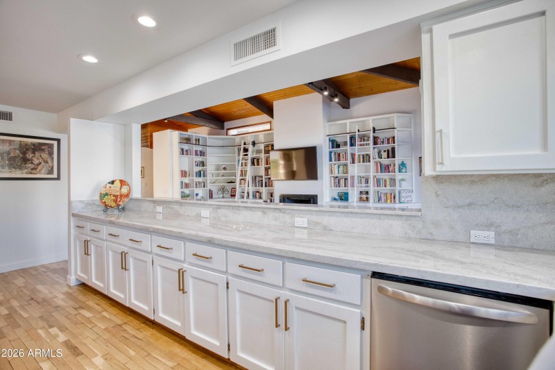 7638 E Via De Lindo -132666