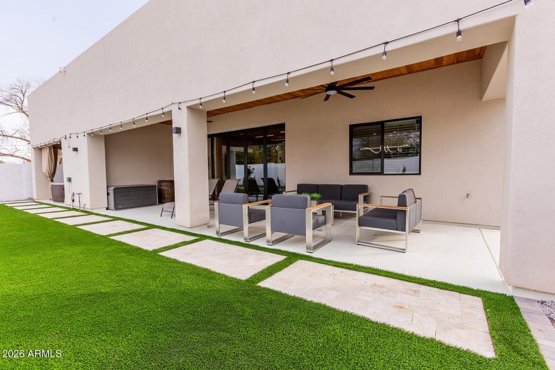 2536 E Indianola Ave-78