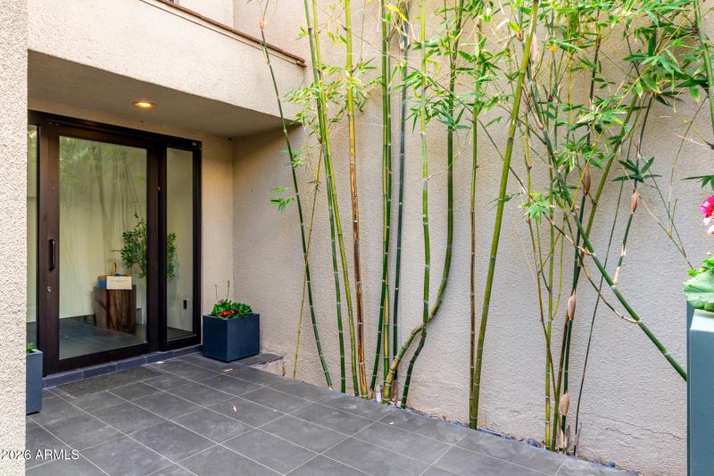 Entry | Private Courtyard