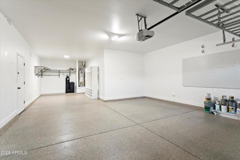 61-14885 W Dreyfus St