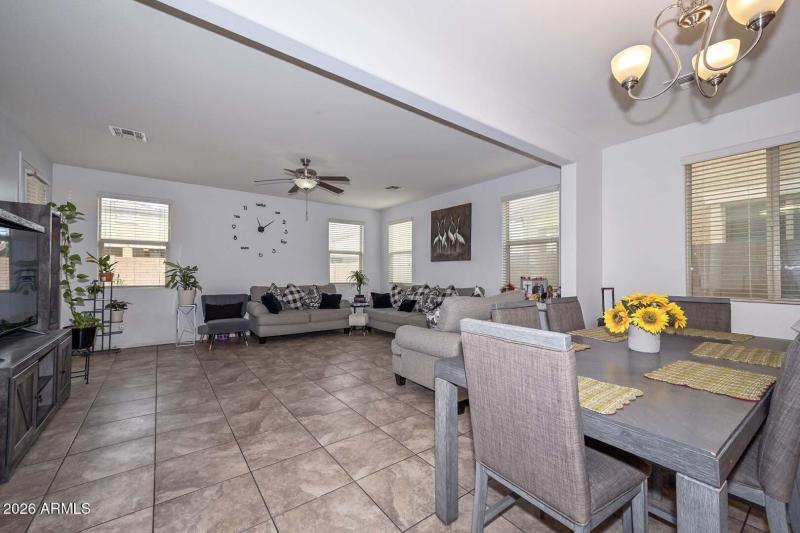 Breakfast Room-Family Room