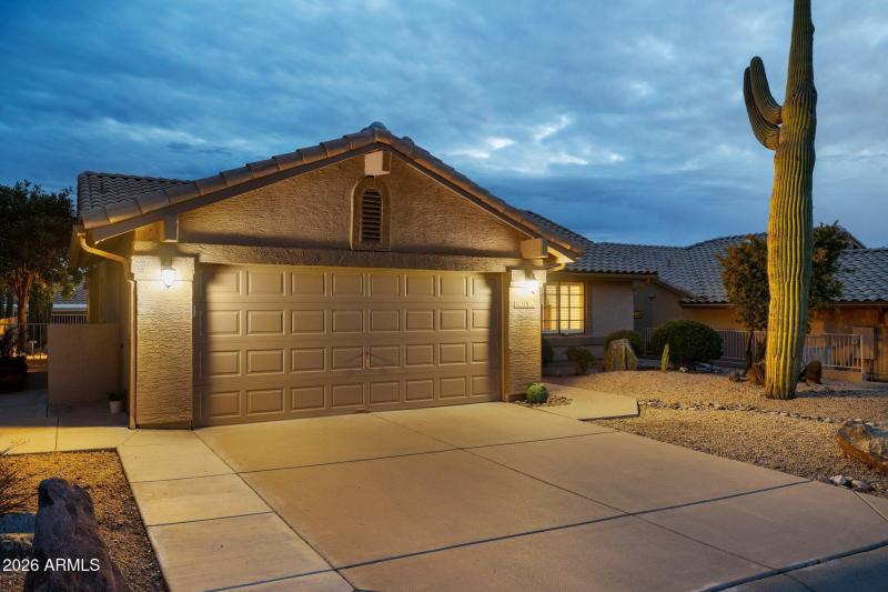 56-web-or-mls-8381-e-golden-cholla-dr