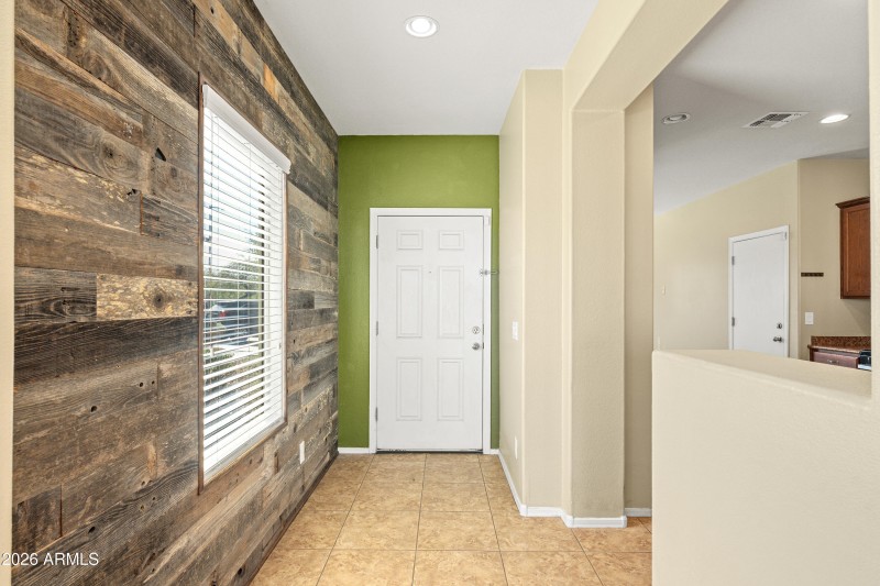 19128 W Woodlands Ave - 03