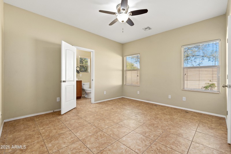 19128 W Woodlands Ave - 16