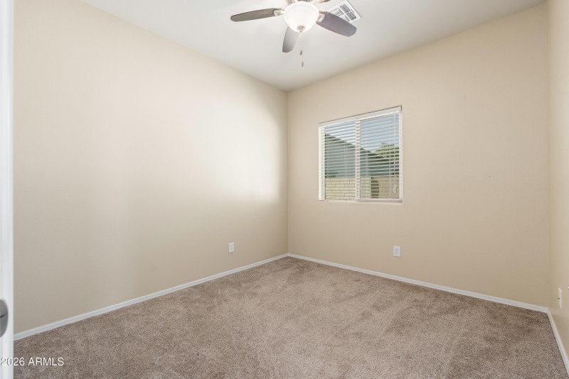 19128 W Woodlands Ave - 20