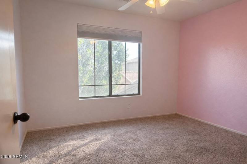 33DAE393-75AB-40F7-B0DF-214EEB36E996