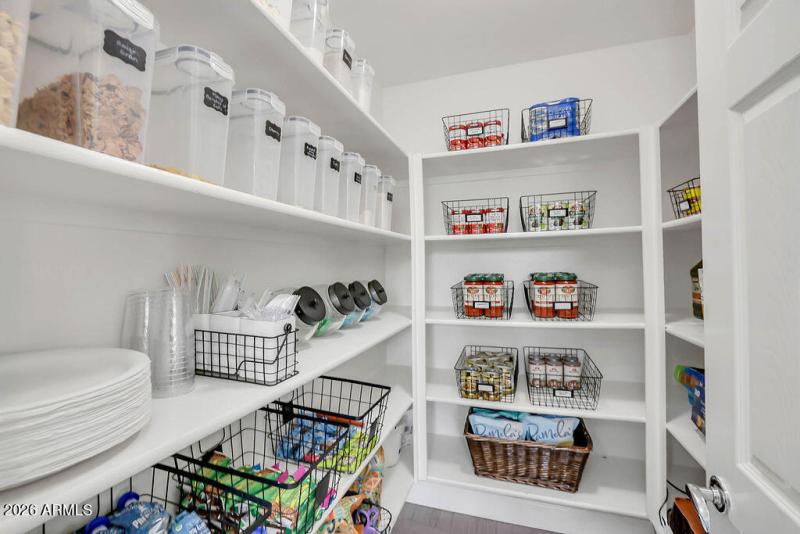 Walk-in Pantry