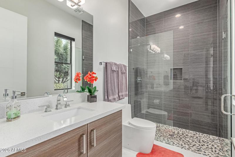 50 - Camelback Manor