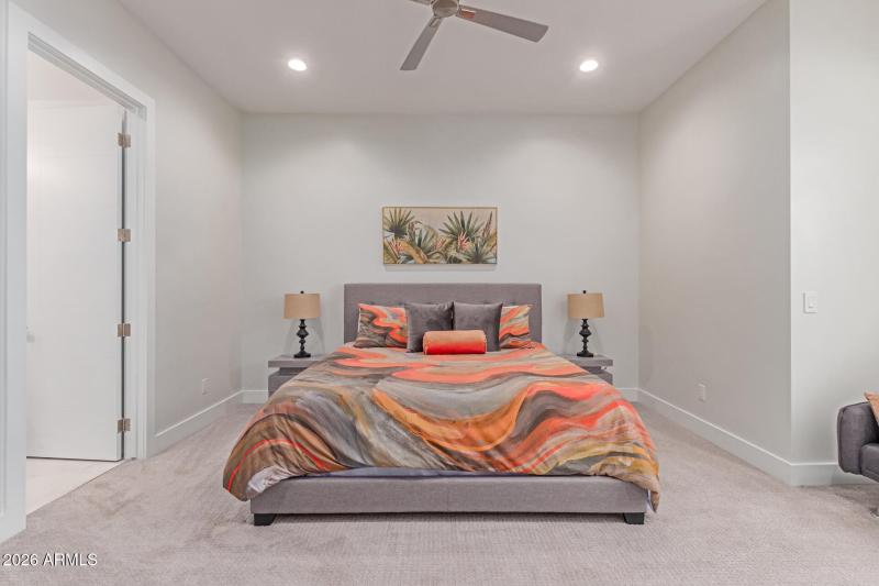 52 - Camelback Manor