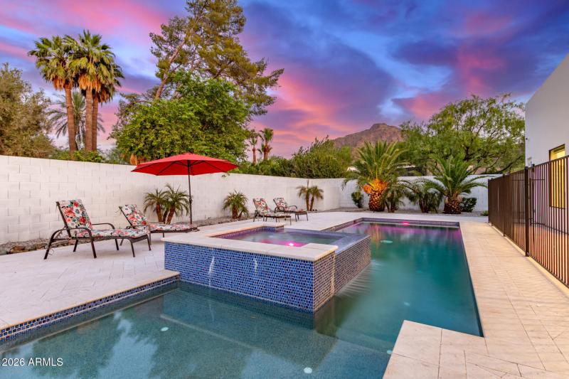 68 - Camelback Manor