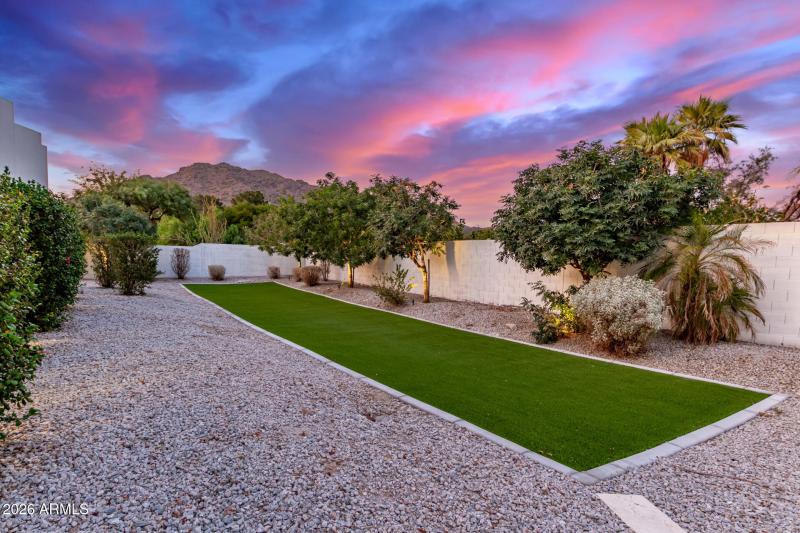 75 - Camelback Manor