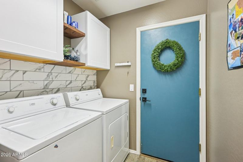 23-web-or-mls-N 63rd Dr-S2401-023